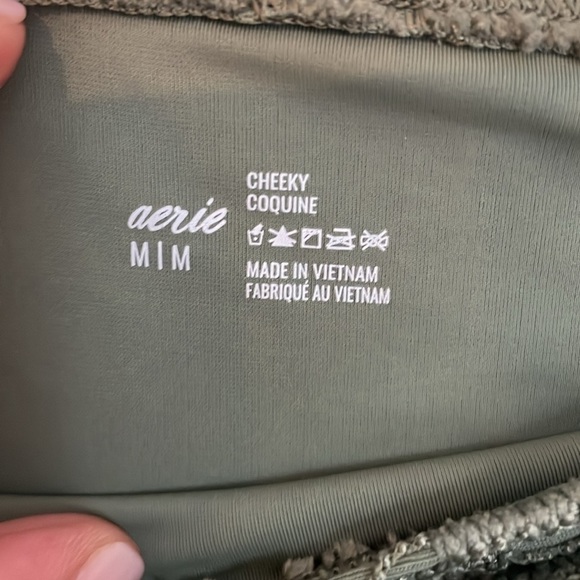 Aerie Cheeky Green‎ Crochet Bikini Bottoms Size M - Picture 5 of 7